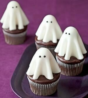 idea-decorate-halloween-cupcakes-10
