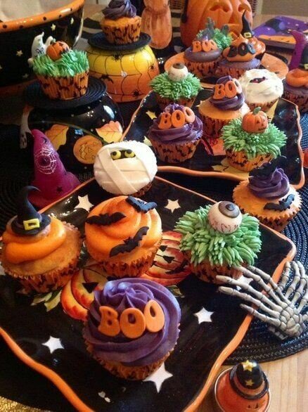 idea-decorate-halloween-cupcakes-14